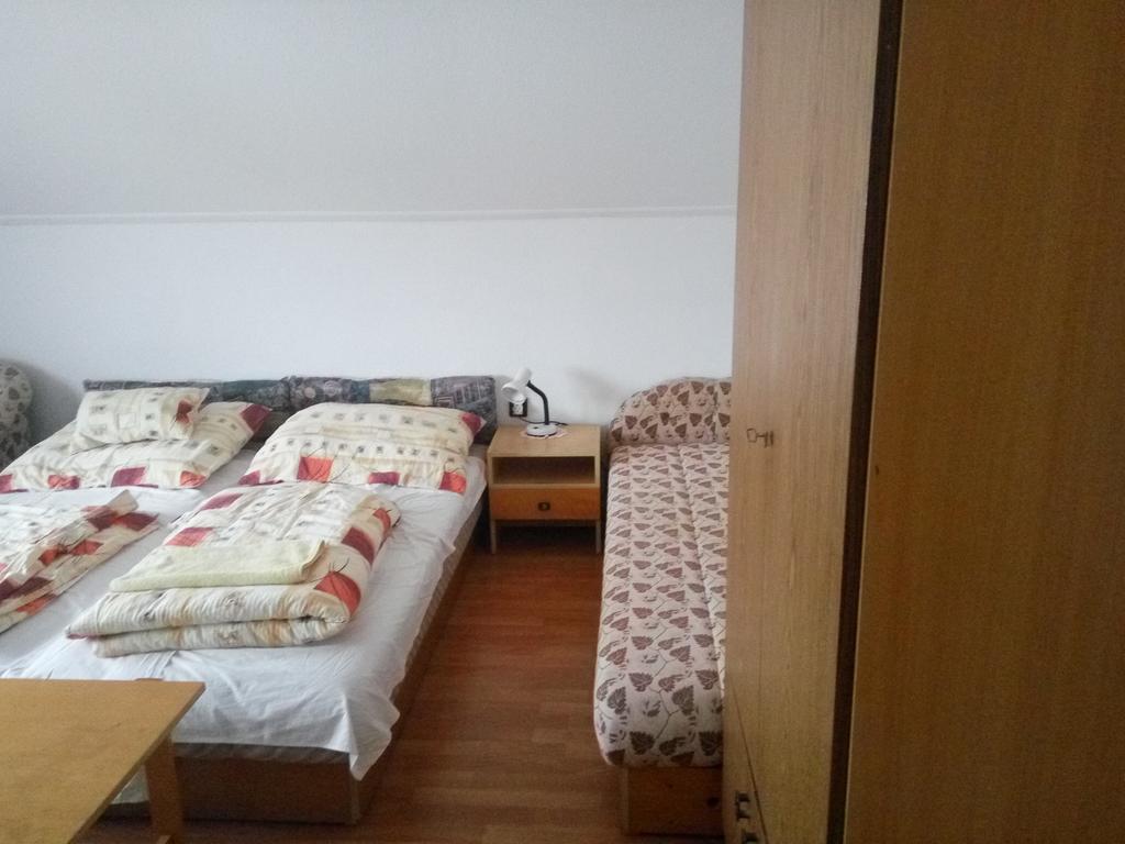 Sarkadi Apartman Hajdúszoboszló Exterior foto