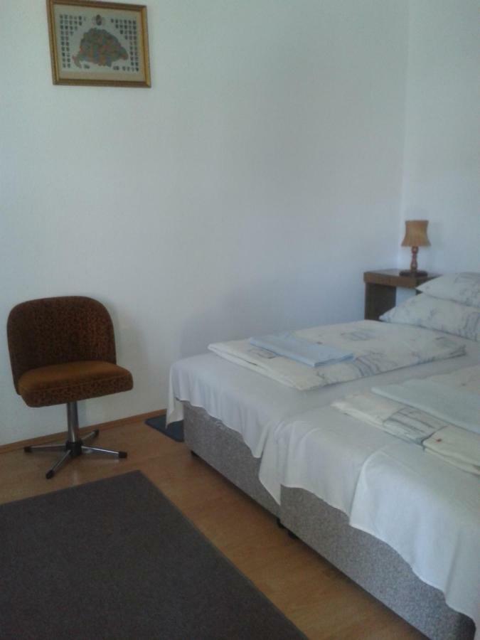 Sarkadi Apartman Hajdúszoboszló Exterior foto