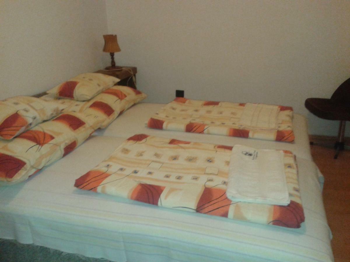 Sarkadi Apartman Hajdúszoboszló Exterior foto